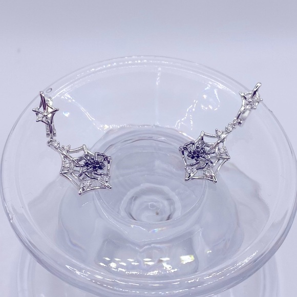 Silver 💯 Authentic - Picture 4 of 4